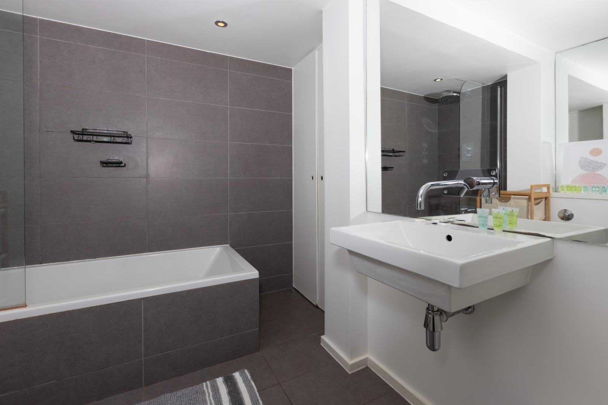 Cosy Ground Floor Apartment Londres Exterior foto
